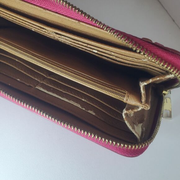 Vtg Fossil Wallet Hot Pink Pebbled Leather Wallet Zip Around Tan Inside *FLAW - Picture 9 of 9